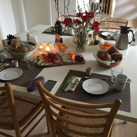 Lundgaarde Bed & Breakfast Kjellerup ภายนอก รูปภาพ